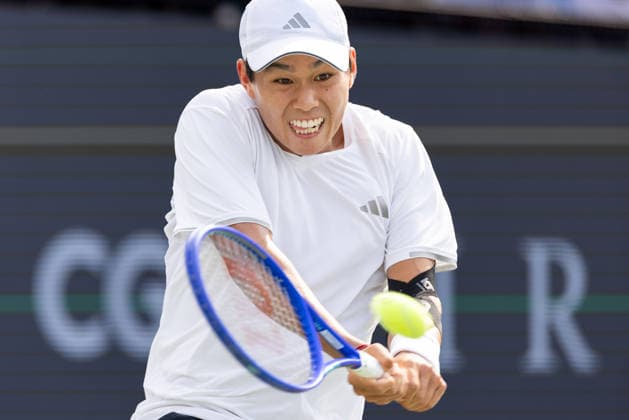 August 9, 2026, Montreal, Quebec, Canada: LEARNER TIEN (12) from USA backhand in match against Thiago Agustin Tirante from Argentina in round of 16 at Canadian Open at IGA stadium in Montreal, Quebec, Canada on 2026-08-09 Montreal Canada - ZUMAl189 20260809_zsp_l189_092 Copyright: xYannickxLegarex