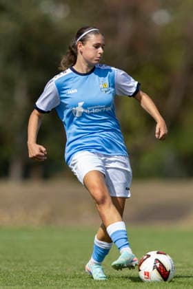 KOWO Sommercup 2026; Erfurt; 09.08.2026 Leonie Janberg ( 16; Chemnitzer FC) KOWO Sommercup 2026: SG Dynamo Dresden vs. Chemnitzer FC; Sportforum Johannesplatz Erfurt; 09.08.2026 *** KOWO Summer Cup 2026 Erfurt, August 9, 2026 Leonie Janberg, 16, Chemnitzer FC KOWO Summer Cup 2026 SG Dynamo Dresden vs. Chemnitzer FC Sportforum Johannesplatz, Erfurt, August 9, 2026 Copyright: xBEAUTIFULxSPORTS Duehringx