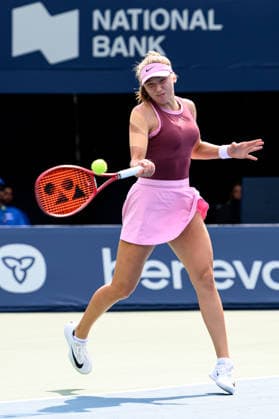 August 9, 2026, Toronto, Ontario, Canada: Alina Korneeva returns the ball during her round-of-16 match against Coco Gauff of the United States at the National Bank Open, part of the Hologic WTA, Tennis Damen Tour at Sobeys Stadium. Toronto Canada - ZUMAr228 20260809_znp_r228_021 Copyright: xVasiliyxRyabykhx