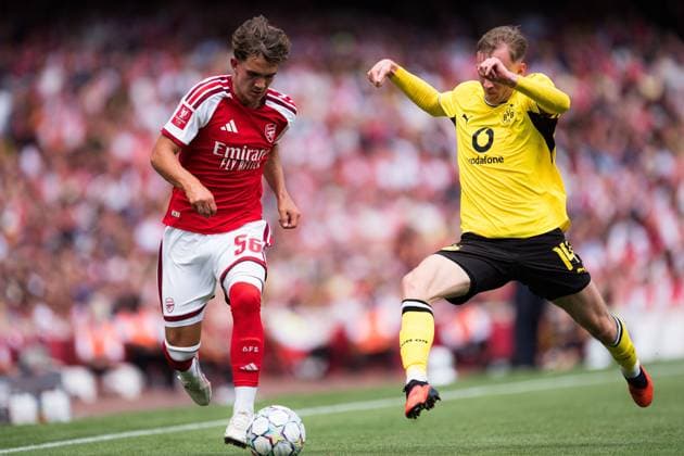Max Dowman of Arsenal in action Arsenal vs Borussia Dortmund, Emirates Cup, Final, Emirates Stadium, London, UK - 09 Aug 2026London Emirates Stadium United Kingdom  Copyright: xWiredxPhotos Shutterstockx 17058922eh