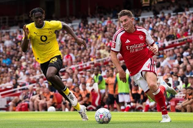 Viktor Gyokeres of Arsenal in action Arsenal vs Borussia Dortmund, Emirates Cup, Final, Emirates Stadium, London, UK - 09 Aug 2026London Emirates Stadium United Kingdom  Copyright: xWiredxPhotos Shutterstockx 17058922dv