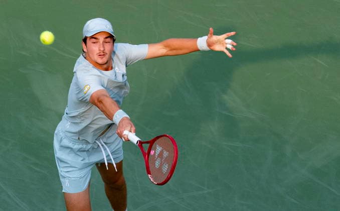 August 9, 2026, Montreal, Pq, Canada: Joao Fonseca of Brazil hits a return to Ben Shelton of the United States during Round of 16 tennis action at the National Bank Open in Montreal on Sunday, Aug. 9, 2026. Canada News - August 9, 2026  - ZUMAc35_ 20260809_zaf_c35_098 Copyright: xChristinnexMuschix