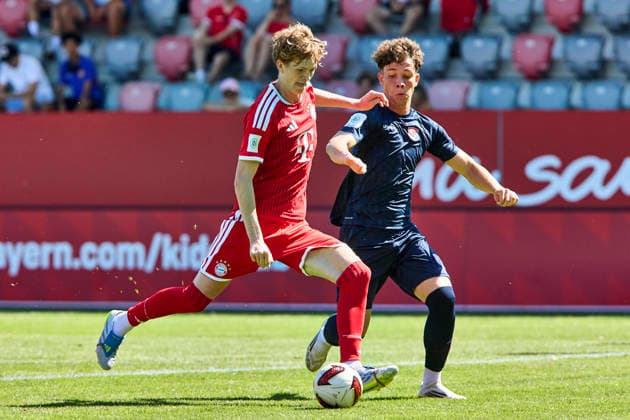 A-Junioren Bundesliga DFB-Nachwuchsliga, FC Bayern München (U19) vs SpVgg Unterhaching (U19), München FC Bayern, München FC Bayern (U19), Unterhaching SpVgg, Unterhaching SpVgg (U19), 2026-08-09 in München (FC Bayern Campus) Goal (Tor) FC Bayern München 1:0 von TAUBE Philipp (FC Bayern München (U19) Mittelstürmer Nr9-FCB(U19)9), CIRAK Tarik (SpVgg Unterhaching Innenverteidiger Nr4-UHG(U19)4) sportworld München FC Bayern Campus Bayern Deutschland *** DFB Youth League (Junior Bundesliga D), FC Bayern Munich U19 vs. SpVgg Unterhaching U19, FC Bayern Munich, FC Bayern Munich U19, SpVgg Unterhaching, SpVgg Unterhaching U19, August 9, 2026, at FC Bayern Campus in Munich. Goal: FC Bayern Munich 1–0, scored by Philipp Taube, FC Bayern Munich U19 center forward No. 9, FCB U19 9, Tarik CIRAK, SpVgg Unterhaching, center back, No. 4, UHG U19 4, Sportworld, Munich FC Bayern Campus, Bayern, Germany