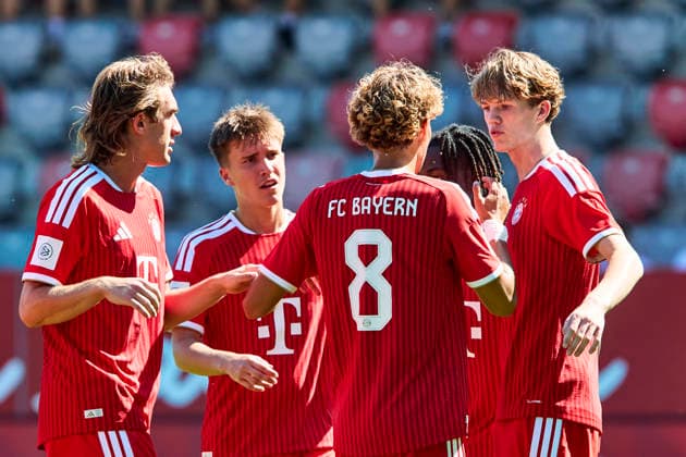 A-Junioren Bundesliga DFB-Nachwuchsliga, FC Bayern München (U19) vs SpVgg Unterhaching (U19), München FC Bayern, München FC Bayern (U19), Unterhaching SpVgg, Unterhaching SpVgg (U19), Torjubel 2026-08-09 in München (FC Bayern Campus) Goal (Tor) FC Bayern München 1:0 von TAUBE Philipp (FC Bayern München (U19) Mittelstürmer Nr9-FCB(U19)9) sportworld München FC Bayern Campus Bayern Deutschland *** DFB Youth League (Junior Bundesliga D), FC Bayern Munich U19 vs. SpVgg Unterhaching U19, Munich FC Bayern, Munich FC Bayern U19, Unterhaching SpVgg, Unterhaching SpVgg U19, Goal celebration on August 9, 2026, at the FC Bayern Campus in Munich. Goal: FC Bayern Munich 1–0 by Philipp TAUBE, FC Bayern Munich U19 center forward No. 9, FCB U19 9, Sportworld, Munich FC Bayern Campus, Bayern, Germany