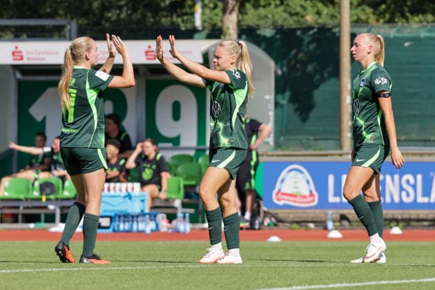 09.08.2026, xgrfx, Fussball Testspiel Frauen, SV Werder Bremen - VfL Wolfsburg v.l. Tor, Anny Kerim-Lindland zum 0:2 (VfL Wolfsburg) (DFL DFB REGULATIONS PROHIBIT ANY USE OF PHOTOGRAPHS as IMAGE SEQUENCES and or QUASI-VIDEO) Bremen *** August 9, 2026, xgrfx, Women s Soccer Friendly, SV Werder Bremen vs. VfL Wolfsburg, goal, Anny Kerim Lindland on the 0–2 goal by VfL Wolfsburg; DFL and DFB regulations prohibit any use of photographs as image sequences and or quasi-video in Bremen