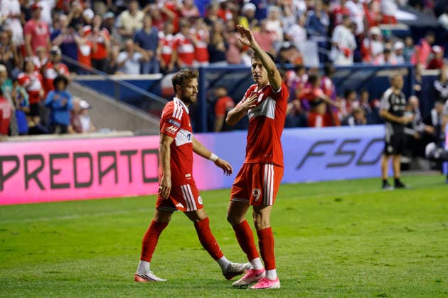 Robert Lewandowski (R) of the Chicago Fire celebrates a goal during a Leagues Cup match between the Chicago Fire and Santos at Toyota Park in Bridgeview, USA, 09 August 2026. Leagues Cup: Chicago Fire vs Santos !ACHTUNG: NUR REDAKTIONELLE NUTZUNG!  Copyright: xKamilxKrzaczynskix AME7559 20260810-55021108867_1