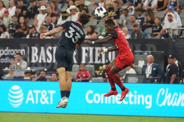 Oscar Verhoeven (L) of San Diego FC vies for the ball with Adonis Preciado of Tijuana during a Leagues Cup match between San Diego FC and Tijuana at Snapdragon Stadium in San Diego, USA, 09 August 2026. Leagues Cup: San Diego FC vs Tijuana !ACHTUNG: NUR REDAKTIONELLE NUTZUNG!  Copyright: xOmarxAlonsox AME7581 20260810-55021108938_1