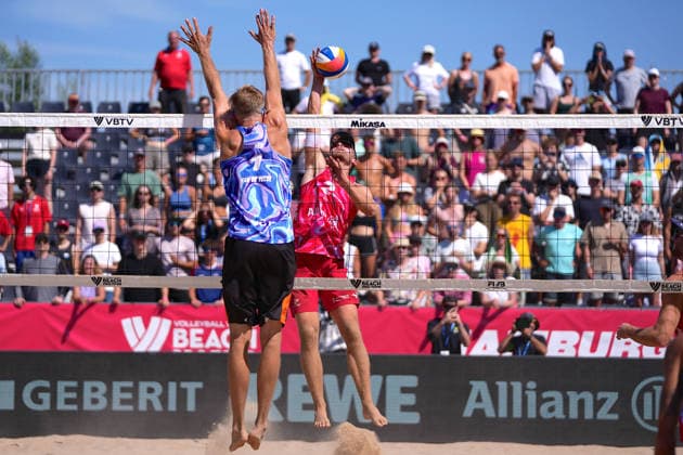 Christian Sorum ( NOR ) Steven van de Velde ( NED ) during the Beachvolleyball Elite 16 Tournament at Rennbahn Hamburg-Horn, Hamburg.  Copyright: xJuliaxKneisslx xSPPx Sportspressphoto_SPR203664