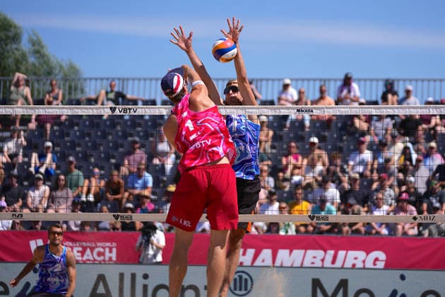 Anders Mol ( NOR ) Steven van de Velde ( NED ) during the Beachvolleyball Elite 16 Tournament at Rennbahn Hamburg-Horn, Hamburg.  Copyright: xJuliaxKneisslx xSPPx Sportspressphoto_SPR203676