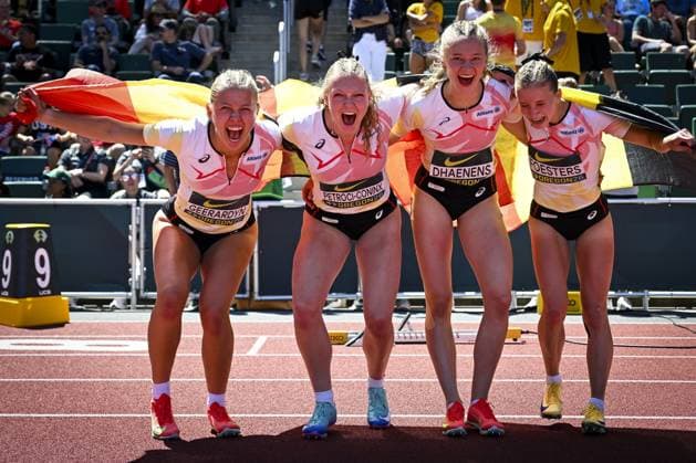 Martha Geerardyn, Lauren Petroci-Coninx, Ilona Dhaenens and Lore Foesters celebrate after finishing third place, winning the bronze medal of the women s 4x100m relay race at the World Athletics U20 Championships, Sunday 9 August 2026, in Eugene, USA. The world championships take place from 5 to 9 August. THOMASxWINDESTAM  x183064033x