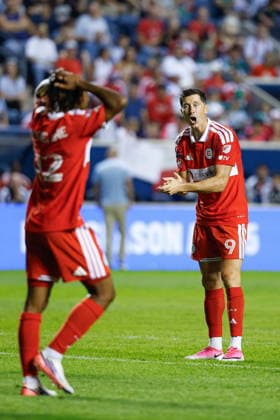 SEATGEEK STADIUM BRIDGEVIEW ILLINOIS USA 09.08.2026 PUCHAR LIGI MLS, Fussball Herren, USA I MX PILKA NOZNA SEZON 2026 ROBERT LEWANDOWSKI W MECZU LEAGUES CUP 2026 POMIEDZY CHICAGO FIRE FC I SANTOS LAGUNE N Z ROBERT LEWANDOWSKI Chicago Fire FC forward Robert Lewandowski in Leagues Cup 2026 match between Santos Lagune and Chicago Fire FC on Sunday, August 9, 2026 in Bridgeview, Illinois. NEWSPIX.PL --- newspix.pl 