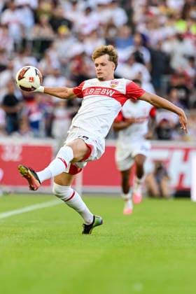Lazar JovanoviÄ‡ (VfB Stuttgart) controls the Ball during the during the pre-season friendly match between VfB Stuttgart and Everton at MHP Arena on August 8, 2026 in Stuttgart, Germany. (Photo by Harry Langer DeFodi Images) -