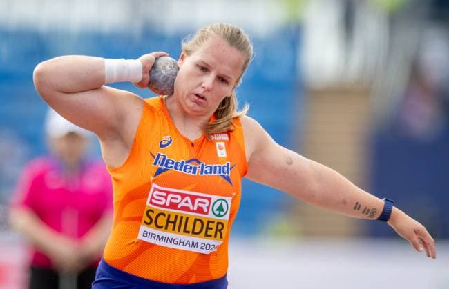 BIRMINGHAM - Jessica Schilder during the shot put qualifications at the European Athletics Championships. It is the first time the European Championships are being held in Great Britain. IRIS VAN DEN BROEK ANP xVIxANPxSportx xxANPxIVx 565212932 originalFilename: 565212932.jpg