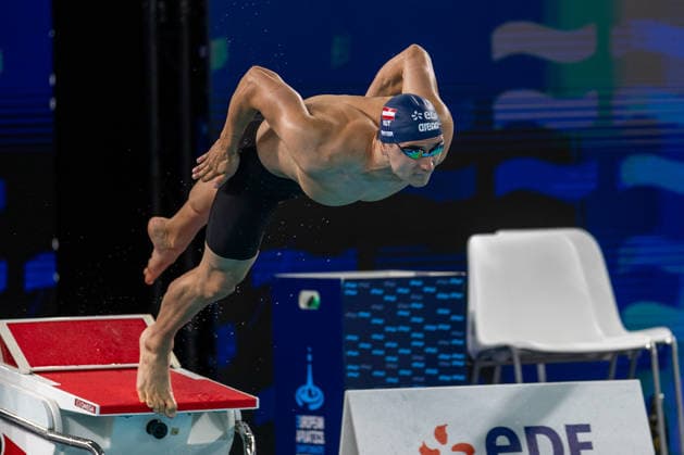 SWIMMING - EAC 2026 PARIS,FRANCE,10.AUG.26 - SWIMMING - European Aquatics Championships Paris 2026, 100m breaststroke, men. Image shows Valentin Bayer (AUT).  GEPAxpictures xPhilippxBrem