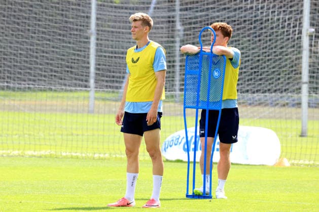 10.08.2026, DEU GER, Fussball , 2.Fussballbundesliga, Saison 2026 2027), Sportforum, Hertha BSC, Training Luca Schuler (Hertha BSC Berlin 18), Sebastian Groenning (Hertha BSC Berlin 17) 2. Liga: DFB DFL regulations prohibit any use of photographs as image sequences and or quasi-video) Berlin Sportforum Berlin Deutschland *** August 10, 2026, Germany, Soccer, 2. Bundesliga, 2026–2027 Season, Sportforum, Hertha BSC, Training: Luca Schuler (Hertha BSC Berlin, age 18), Sebastian Groenning (Hertha BSC Berlin, age 17), 2nd Division. DFB and DFL regulations prohibit any use of photographs as image sequences and or quasi-video. Berlin Sportforum, Berlin, Germany Copyright: xNordphotox xEnglerx