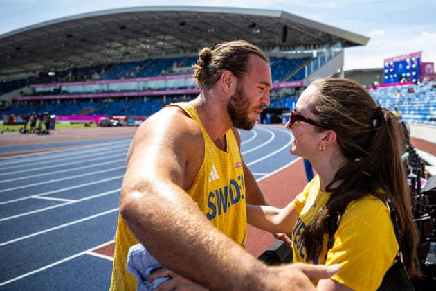 260810 Wictor Petersson of Sweden with his girlfriend Moa WahlÃ n after men s shot put qualification during day 1 of the 2026 European Athletics Championships on August 10, 2026 in Birmingham. Photo: Maxim Thore BILDBYRAN kod MT MT1064 friidrott athletics friidrett friidrotts-em em friidretts-em 2026 european athletics championships 1 bbeng shot put kula kulestot sverige jubel *** August 10, 2026: Wictor Petersson of Sweden with his girlfriend Moa Wahlén after the men’s shot put qualifying round on Day 1 of the 2026 European Athletics Championships on August 10, 2026 in Birmingham. Photo by Maxim Thore. BILDBYRAN code MT MT1064. track and field, athletics, friidrett, friidrotts EM, 2026 European Athletics Championships, 1 BBENG, shot put, kula, kulestot, Sweden, celebration  Copyright: MAXIMxTHORE BB260810MT072