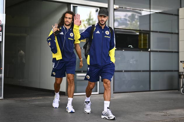 Fenerbahce arrives in Graz ahead of UEFA Champions League Qualifier GRAZ, AUSTRIA - AUGUST 10: Matteo Guendouzi (L), and Oguz Aydin (R) of Fenerbahce, arrive to the city ahead of UEFA Champions League third qualifying round second-leg match against Sturm Graz in Graz, Austria on August 10, 2026. Agit Erdi Ulukaya Anadolu Graz Austria. Editorial use only. Please get in touch for any other usage.  Copyright: x2026xAnadoluxAgitxErdixUlukayax