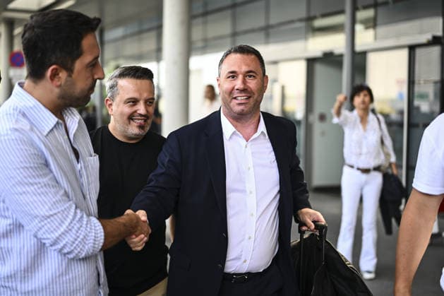 Fenerbahce arrives in Graz ahead of UEFA Champions League Qualifier GRAZ, AUSTRIA - AUGUST 10: Baris Goktruk, Vice President of Fenerbahce, arrives to the city ahead of UEFA Champions League third qualifying round second-leg match against Sturm Graz in Graz, Austria on August 10, 2026. Agit Erdi Ulukaya Anadolu Graz Austria. Editorial use only. Please get in touch for any other usage.  Copyright: x2026xAnadoluxAgitxErdixUlukayax