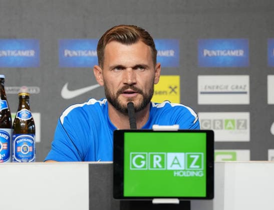 SOCCER - UEFA CL, Sturm vs Fenerbahce GRAZ,AUSTRIA,10.AUG.26 - SOCCER - UEFA Champions League, qualification, Sturm Graz vs Fenerbahce Istanbul, preview, press conference, PK, Pressekonferenz Sturm. Image shows head coach Fabio Ingolitsch (Sturm).  GEPAxpictures xMichaelxRiedler