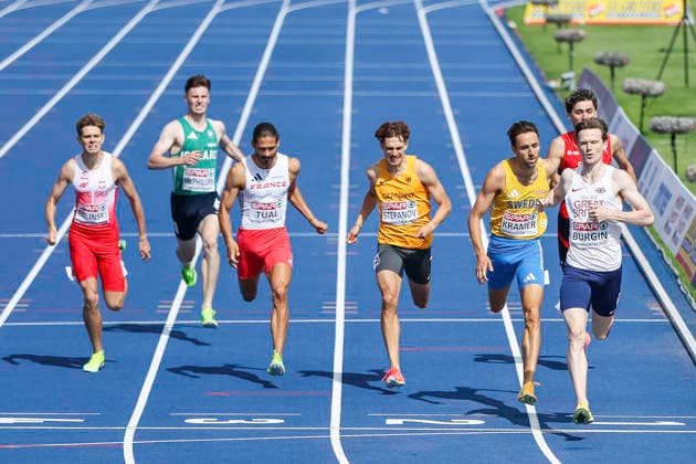 27th European Athletics Championships - Birmingham 2026: Day One Great Britain s Max Burgin (right) crosses the line ahead of Sweden s Andreas Kramer to win the fourth round one heat of the 800m event during day one of the 2026 European Athletics Championships at the Alexander Stadium in Perry Bar, Birmingham, England, on August 10, 2026. Perry Bar Birmingham United Kingdom  Copyright: xMIxNewsx originalFilename:fletcher-european260810_npU80.jpg