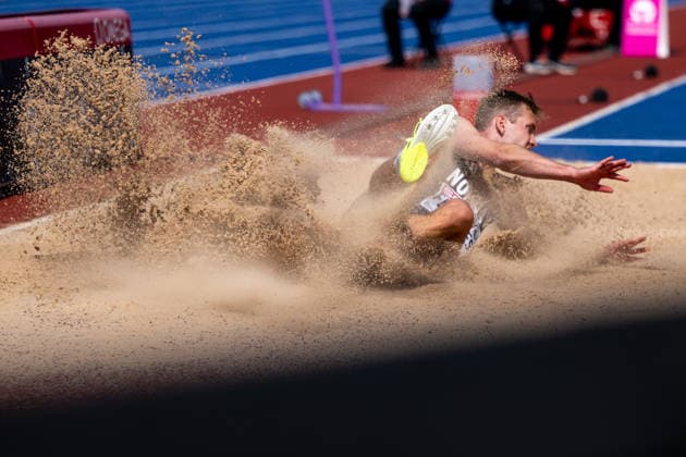 10.08.2026, GBR, Leichtathletik, Europameisterschaft 2026, Morgensession Tag 1, Birmingham Henrik Flatnes ( Norwegen ) bei der Landung, Weitsprung Herren, Qualifikation Birmingham Alexander Stadium England Großbritannien *** August 10, 2026, GBR, Track and Field, 2026 European Championships, Morning Session, Day 1, Birmingham: Henrik Flatnes of Norway landing, Men s Long Jump, Qualifying Round, Alexander Stadium, Birmingham, England, Great Britain Copyright: xNordphoto Memmlerx