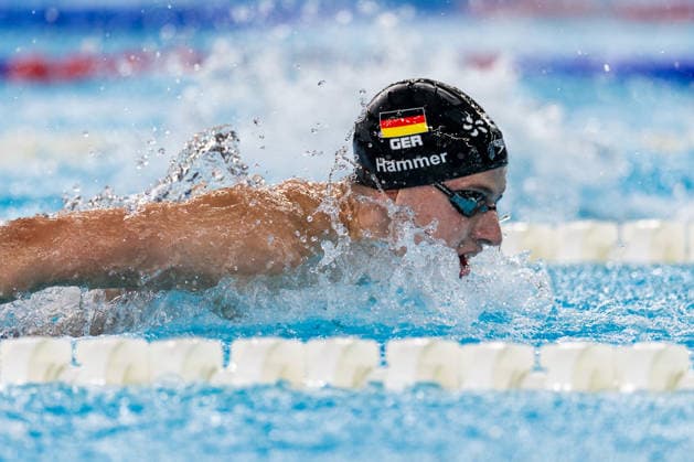 SWIMMING - EAC 2026 PARIS,FRANCE,10.AUG.26 - SWIMMING - European Aquatics Championships Paris 2026, 4x100m medley, men. Image shows Finn Hammer (GER).  GEPAxpictures xPhilippxBrem