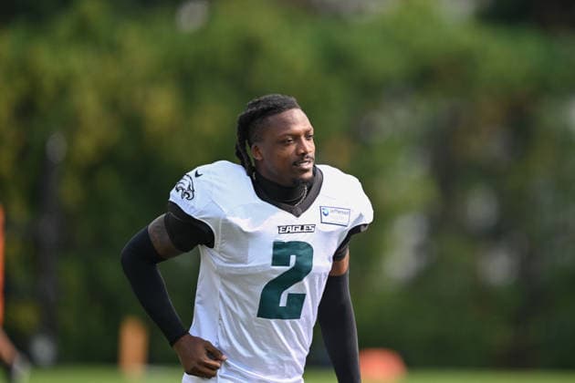 PHILADELPHIA, PA - AUGUST 10: Philadelphia Eagles cornerback Riq Woolen 2 is shown during the Philadelphia Eagles training camp on August 10th, 2026 at Jefferson Health Training Complex in Philadelphia, PA. (Photo by Terence Lewis Icon Sportswire) NFL, American Football Herren, USA AUG 10 Eagles Training Camp EDITORIAL USE ONLY Icon260810005