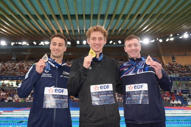 Ilia Borodin gold medal, Alberto Razzetti silver medal, Max Litchfiel Bronze medal 400 medley European Swimming Championships Paris 2026, Paris, August 10, 2026.  Copyright: xGianxMattiaxD Alberto LaPressex