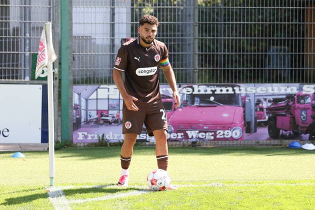 Fußball I Herren I Saison 2026 2027 I Regionalliga Nord I 2.Spieltag I FC St.Pauli II - Bremer SV I 09.08.2026 Kenan Asydin (21, FC St.Pauli II) *** Soccer I Men s Team I 2026–2027 Season I Regionalliga Nord I Matchday 2 I FC St. Pauli II vs. Bremer SV I August 9, 2026 Kenan Asydin 21, FC St. Pauli II Copyright: xLobeca RalfxHomburgx