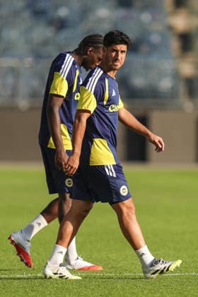 Ahead of Sturm Graz v Fenerbahce - UEFA Champions League Qualifier GRAZ, AUSTRIA - AUGUST 10: Marco Asensio (R) of Fenerbahce attends a training session ahead of UEFA Champions League third qualifying round second-leg match against Sturm Graz in Graz, Austria on August 10, 2026. Agit Erdi Ulukaya Anadolu Graz Austria. Editorial use only. Please get in touch for any other usage.  Copyright: x2026xAnadoluxAgitxErdixUlukayax