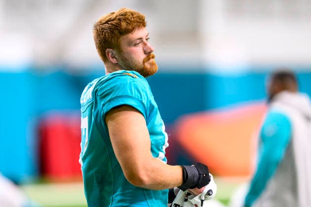 MIAMI GARDENS, FL - AUGUST 10: Miami Dolphins linebacker Max Llewellyn (57) stands during the Miami Dolphins Training Camp on August 10 2026, at the Baptist Health Training Complex in Miami Gardens, FL. (Photo by Doug Murray Icon Sportswire) NFL, American Football Herren, USA AUG 10 Dolphins Training Camp EDITORIAL USE ONLY Icon796260810115