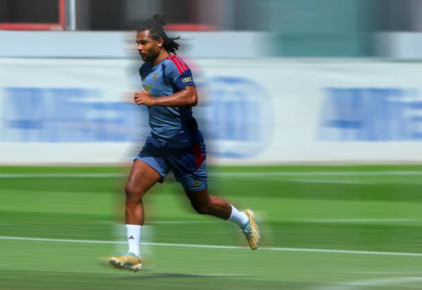 10.08.2026, FC Bayern Training , Saebenerstrasse Muenchen, Fussball, im Bild: Serge Gnabry (FC Bayern Muenchen) *** August 10, 2026, FC Bayern Training, Saebenerstrasse, Munich, Soccer, Sports, Pictured: Serge Gnabry, FC Bayern Munich