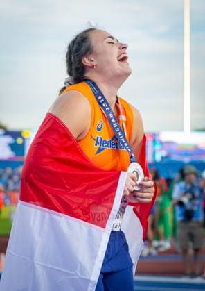 BIRMINGHAM - Jorinde van Klinken wins silver in the shot put final at the European Athletics Championships. It is the first time the European Championships are being held in Great Britain. IRIS VAN DEN BROEK ANP xVIxANPxSportx xxANPxIVx 565234577 originalFilename: 565234577.jpg
