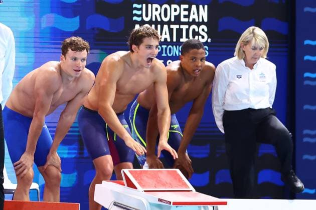 Championnat d Europe de natation PHOTOPQR LE COURRIER PICARD Haslin ; Saint Denis ; 10 08 2026 ; 10 08 26 Championnat d Europe de natation Centre Aquatique Olympique Finale du relais 4x200m nage libre Hommes - Léon Marchand - Pierre Largeron - Sauveur Cristofini 2èmes medaille d argent Photo Fred Haslin LEN European Aquatics Championships at the Olympic Aquatic Centre in Saint-Denis, northern suburbs of Paris, on August 10, 2026 Saint Denis 93 France  Copyright: xPHOTOPQR LExCOURRIERxPICARD MAXPxHaslinx 20260810LCP8567 20260810LCP8567