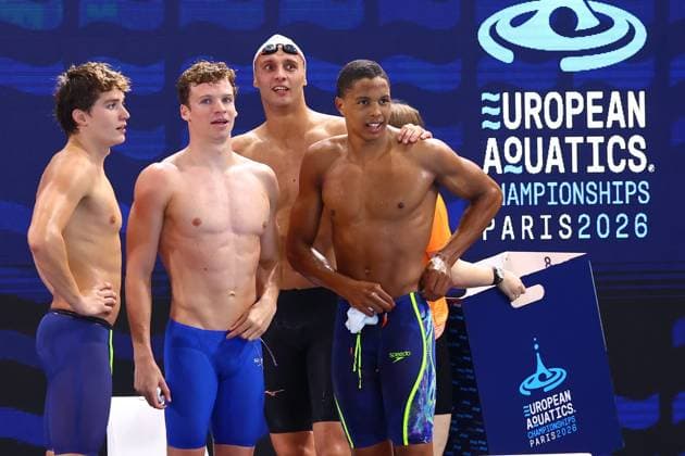 Championnat d Europe de natation PHOTOPQR LE COURRIER PICARD Haslin ; Saint Denis ; 10 08 2026 ; 10 08 26 Championnat d Europe de natation Centre Aquatique Olympique Finale du relais 4x200m nage libre Hommes - Léon Marchand - Pierre Largeron - Sauveur Cristofini - Roman Fuchs - 2èmes medaille d argent Photo Fred Haslin LEN European Aquatics Championships at the Olympic Aquatic Centre in Saint-Denis, northern suburbs of Paris, on August 10, 2026 Saint Denis 93 France  Copyright: xPHOTOPQR LExCOURRIERxPICARD MAXPxHaslinx 20260810LCP8570 20260810LCP8570