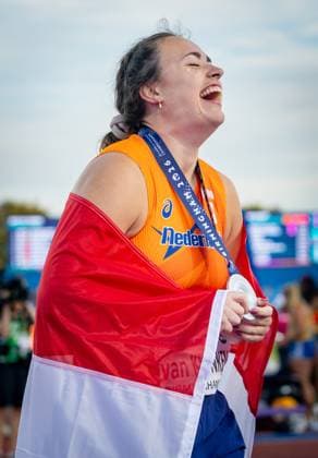 BIRMINGHAM - Jorinde van Klinken wins silver in the shot put final at the European Athletics Championships. It is the first time the European Championships are being held in Great Britain. IRIS VAN DEN BROEK ANP xVIxANPxSportx xxANPxIVx 565234987 originalFilename: 565234987.jpg