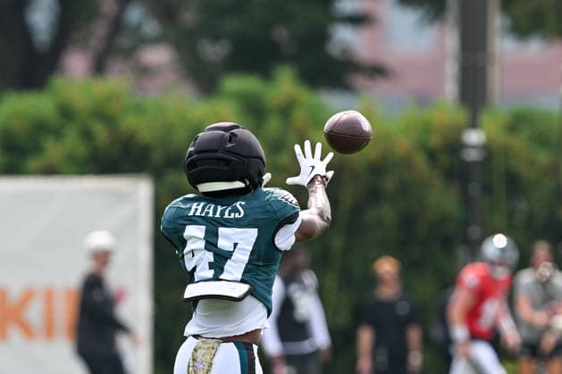 PHILADELPHIA, PA - AUGUST 10: Philadelphia Eagles wide receiver Brandon Hayes 47 catches the ball during the Philadelphia Eagles training camp on August 10th, 2026 at Jefferson Health Training Complex in Philadelphia, PA. (Photo by Terence Lewis Icon Sportswire) NFL, American Football Herren, USA AUG 10 Eagles Training Camp EDITORIAL USE ONLY Icon260810081