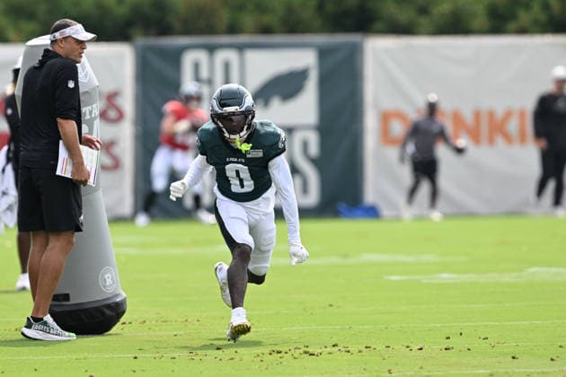 PHILADELPHIA, PA - AUGUST 10: Philadelphia Eagles wide receiver Hollywood Brown 0 runs a route during the Philadelphia Eagles training camp on August 10th, 2026 at Jefferson Health Training Complex in Philadelphia, PA. (Photo by Terence Lewis Icon Sportswire) NFL, American Football Herren, USA AUG 10 Eagles Training Camp EDITORIAL USE ONLY Icon260810085