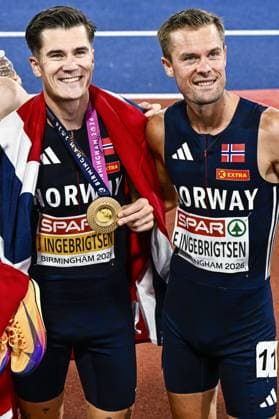 Norwegian Jakob Ingebrigtsen celebrates with his gold medal with his brother Norwegian Filip Ingebrigtsen at the men s 5000m race at the European Athletics Championships (August 10-18) in Birmingham, United Kingdom, on Monday 10 August 2026. ERICxLALMAND  x183108836x