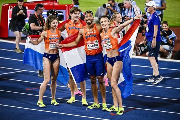 Dutch team celebrates after finishing third for a bronze medal at the finals of the 4x400m mixed relay at the European Athletics Championships (August 10-18) in Birmingham, United Kingdom, on Monday 10 August 2026. ERICxLALMAND  x183110038x