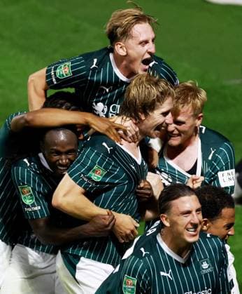 Alex Hartridge of Plymouth Argyle celebrates scoring a goal after making the score 1-0. Plymouth Argyle v Exeter City, EFL Carabao Cup, First Round, Football, Home Park, Plymouth, UK - 10 Aug 2026Plymouth Home Park United Kingdom EDITORIAL USE ONLY No use with unauthorised audio, video, data, fixture lists, club league logos or live services. Online in-match use limited to 120 images, no video emulation. No use in betting, games or single club league player publications.  Copyright: xJamesxMarsh Shutterstockx 17061088cg