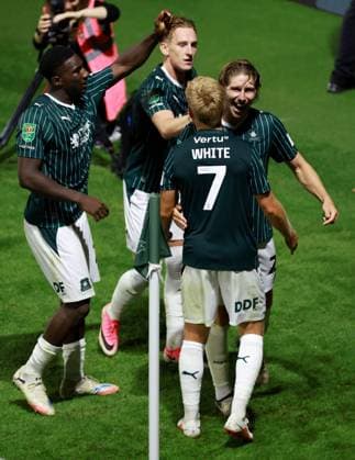 Alex Hartridge of Plymouth Argyle celebrates scoring a goal after making the score 1-0. Plymouth Argyle v Exeter City, EFL Carabao Cup, First Round, Football, Home Park, Plymouth, UK - 10 Aug 2026Plymouth Home Park United Kingdom EDITORIAL USE ONLY No use with unauthorised audio, video, data, fixture lists, club league logos or live services. Online in-match use limited to 120 images, no video emulation. No use in betting, games or single club league player publications.  Copyright: xJamesxMarsh Shutterstockx 17061088cq