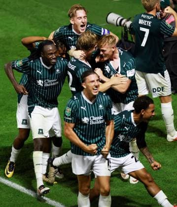 Alex Hartridge of Plymouth Argyle celebrates scoring a goal after making the score 1-0. Plymouth Argyle v Exeter City, EFL Carabao Cup, First Round, Football, Home Park, Plymouth, UK - 10 Aug 2026Plymouth Home Park United Kingdom EDITORIAL USE ONLY No use with unauthorised audio, video, data, fixture lists, club league logos or live services. Online in-match use limited to 120 images, no video emulation. No use in betting, games or single club league player publications.  Copyright: xJamesxMarsh Shutterstockx 17061088cu