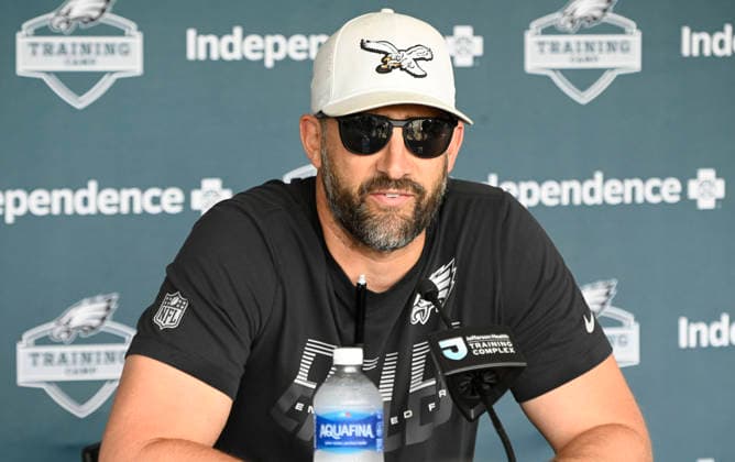 August 10, 2026, Philadelphia, Pennsylvania, United States: Eagles head coach, NICK SIRIANNI, holds a presser before the teamÃ¢â‚¬â ¢s midmorning training camp held at the Jefferson Health Training Complex in Philadelphia Pa NFL, American Football Herren, USA 2026: Philadelphia Eagles Training Camp  - ZUMArf1_ 20260810_zaf_rf1_003 Copyright: xRickyxFitchettx