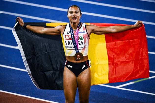 Belgian Delphine Nkansa celebrates with her bronze medal and the Belgian flag after the final of the women s 100m race at the European Athletics Championships (August 10-18) in Birmingham, United Kingdom, on Monday 10 August 2026. ERICxLALMAND  x183110113x