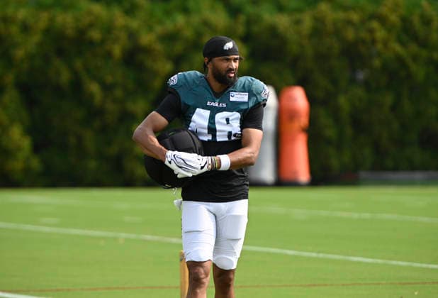 August 10, 2026, Philadelphia, Pennsylvania, United States: EagleÃ¢â‚¬â ¢s S J.T. GRAY (48) prepares for practice at training camp held at the Jefferson Health Training Complex in Philadelphia Pa NFL, American Football Herren, USA 2026: Philadelphia Eagles Training Camp  - ZUMArf1_ 20260810_zaf_rf1_007 Copyright: xRickyxFitchettx