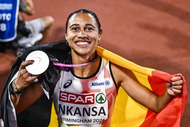 Belgian Delphine Nkansa celebrates with her bronze medal and the Belgian flag after the final of the women s 100m race at the European Athletics Championships (August 10-18) in Birmingham, United Kingdom, on Monday 10 August 2026. This is the first medal for Belgium on the first day of the Euro. ERICxLALMAND  x183110291x