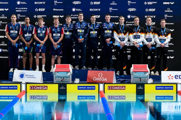Athletes of team France, silver, Athletes of team Great Britain, gold, Athletes of team Germany, bronze attend the medal ceremony of the swimming 4x200m Freestyle Relay Men Final during the European Aquatics Championships at the Olympic Aquatic Center in Paris (France), August 10, 2026. Giorgio Scala DBM - Deepbluemedia Insidefoto