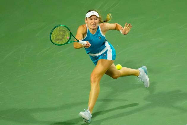 August 10, 2026, Toronto, On, CAN: Ekaterina Alexandrova hits a return to Ukraine s Elina Svitolina during National Bank Open tennis action in Toronto on Monday, August 10, 2026. Canada News - August 10, 2026  - ZUMAc35_ 20260810_zaf_c35_105 Copyright: xChrisxYoungx