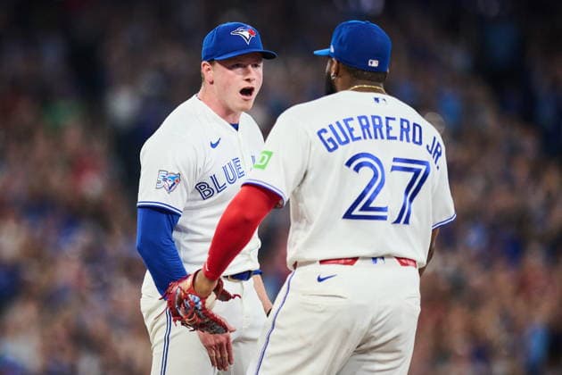 August 10, 2026, Toronto, On, Canada: Toronto Blue Jays Louis Varland (77), left, celebrates with Vladimir Guerrero Jr. (27) after their win against the Boston Red Sox in MLB, Baseball Herren, USA baseball action in Toronto, on Monday, Aug. 10, 2026. Canada News - August 10, 2026  - ZUMAc35_ 20260810_zaf_c35_108 Copyright: xSammyxKoganx